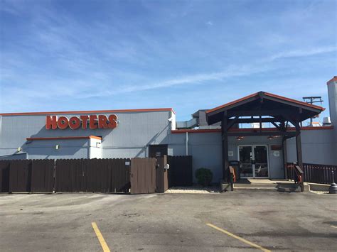 hooters o'hare chicago|hooters ranch.